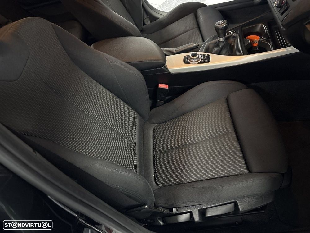 BMW 116 d EDynamics Line Sport - 27