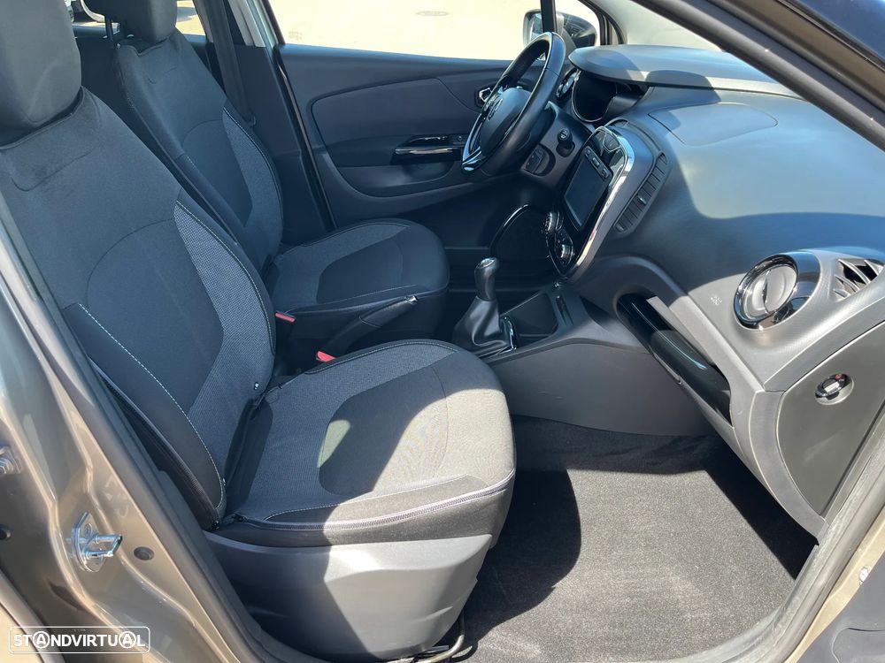 Renault Captur 0.9 TCE Exclusive - 17