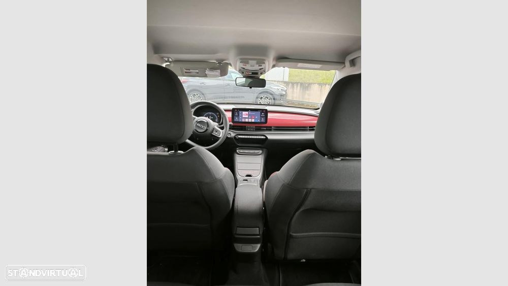 Fiat 600e 54 kWh (RED) - 11