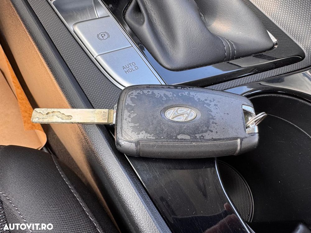 Hyundai Elantra 1.6 l 123 CP CVT Comfort - 6