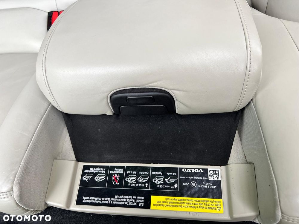 Volvo V90 - 34