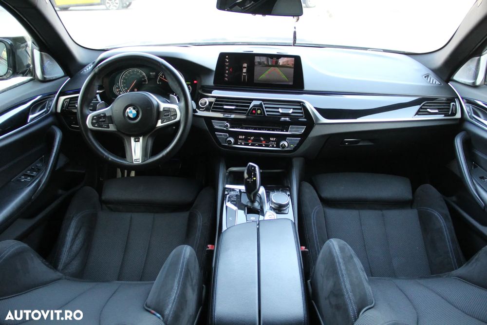 BMW Seria 5 530d xDrive AT - 8