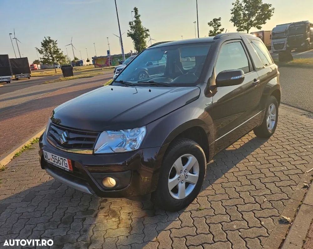 Suzuki Grand Vitara 1.9 DDiS Black&White DPF - 1