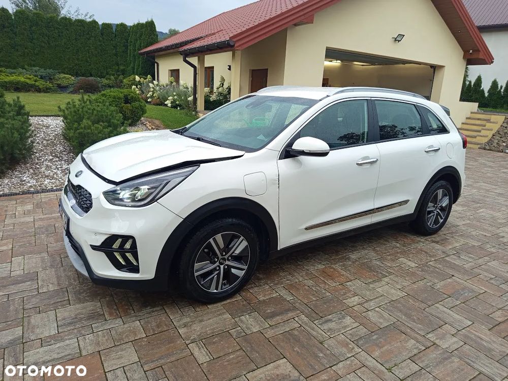 Kia Niro 1.6 GDI Plug-in Hybrid L Business Line - 11