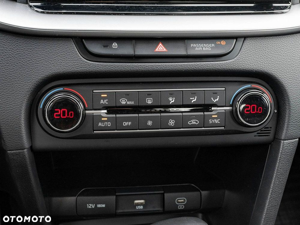 Kia Ceed 1.5 T-GDI M DCT - 19