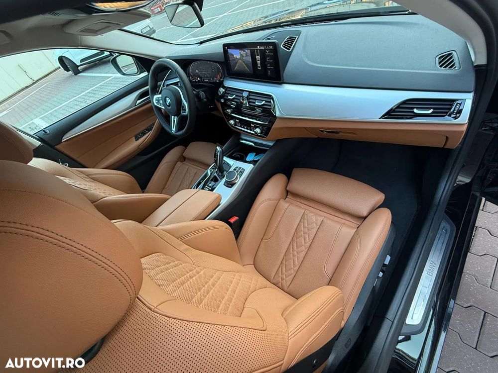 BMW Seria 5 520d Aut. M Sport Edition - 28