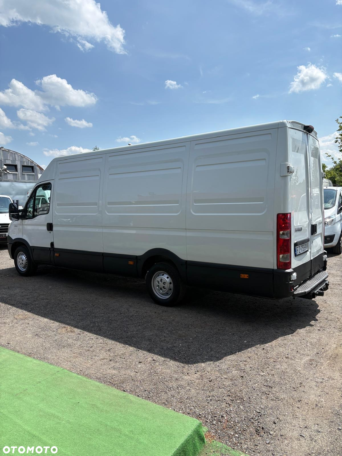 Iveco 35S13 2013/14r 2.3 125ps Maxi hak 3500kg Klima - 11