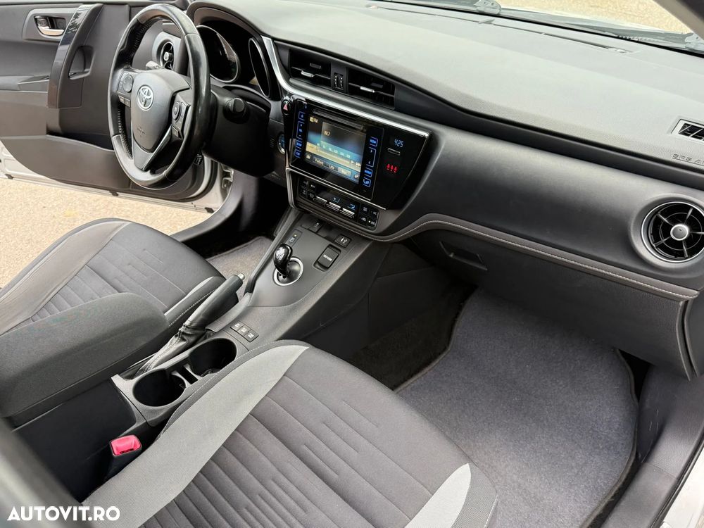 Toyota Auris 1.8 VVT-i Automatik Comfort - 10
