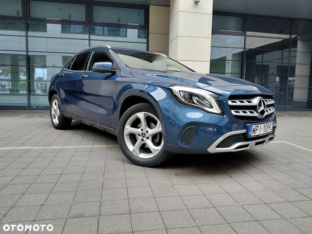 Mercedes-Benz GLA 200 7G-DCT Urban - 1