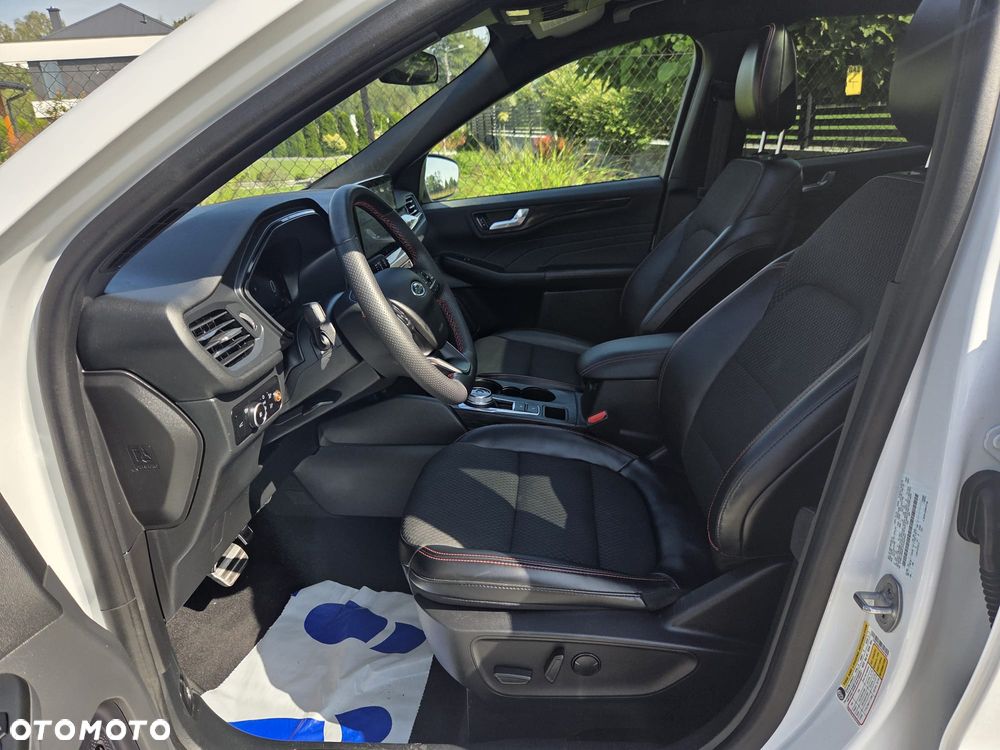 Ford Kuga - 21