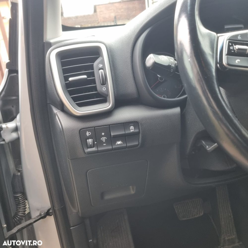 Kia Sportage 1.6 CRDI AWD Eco-Dynamics+ (48V M-H) DCT Vision - 11
