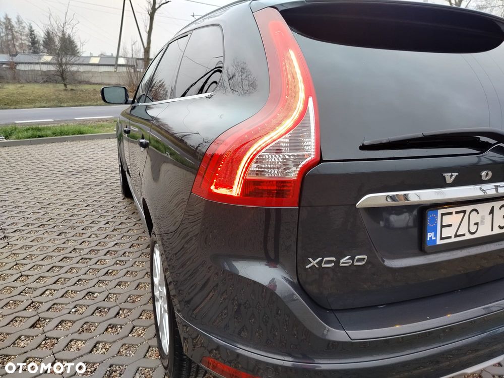 Volvo XC 60 T5 AWD Momentum EU6 - 9