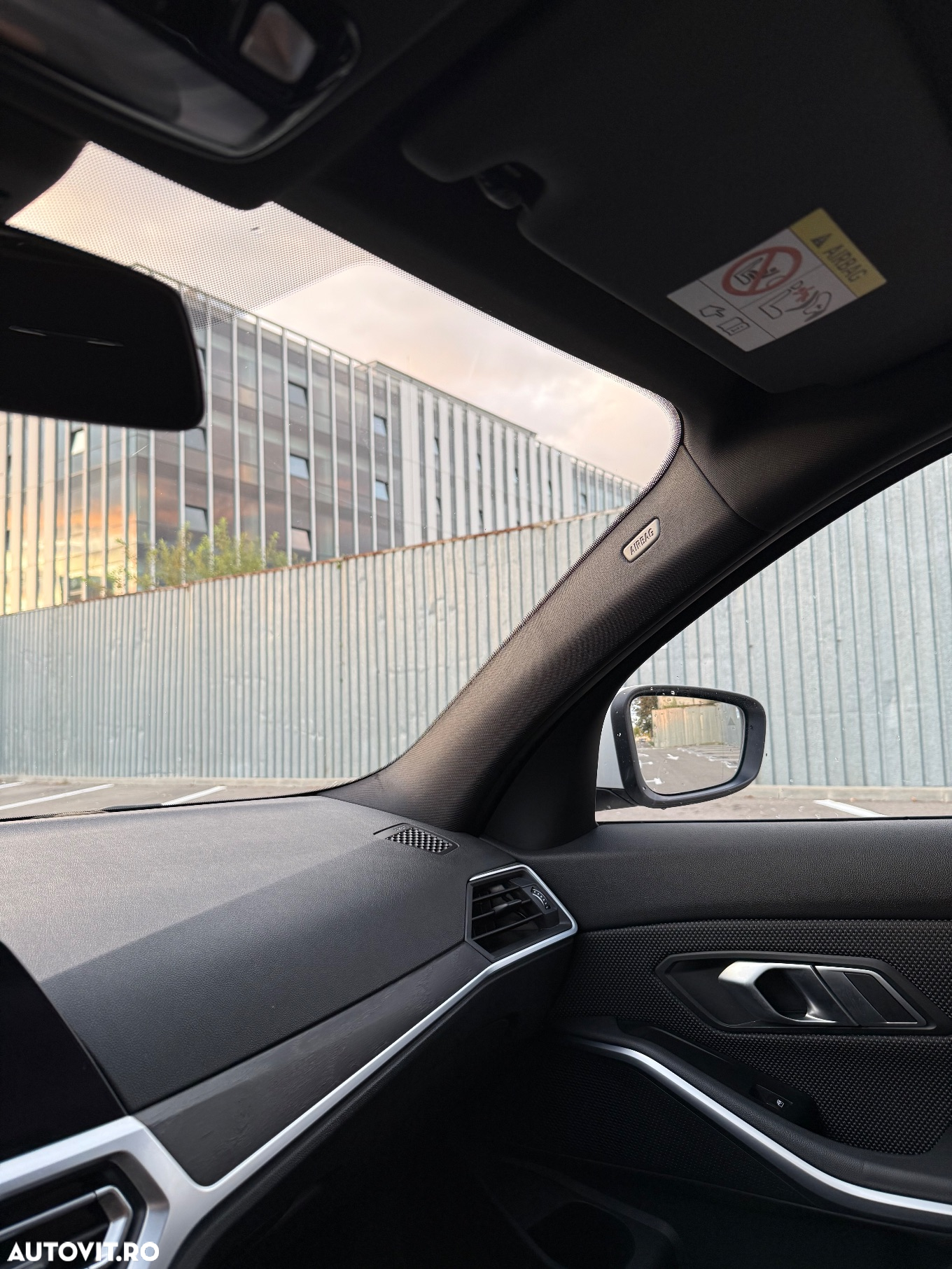 BMW Seria 3 320i Aut. - 13