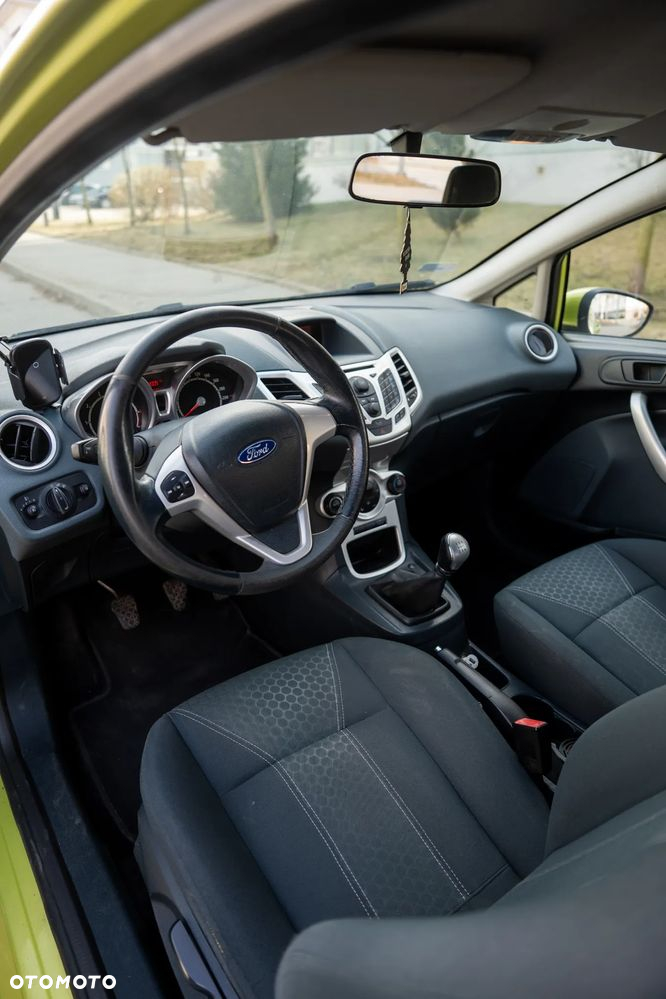 Ford Fiesta 1.4 Titanium - 16