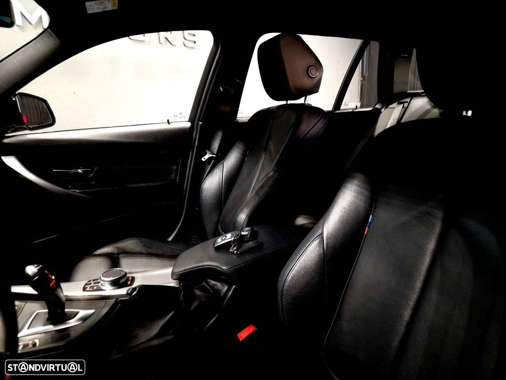 BMW 318 i Touring Pack M Auto - 23