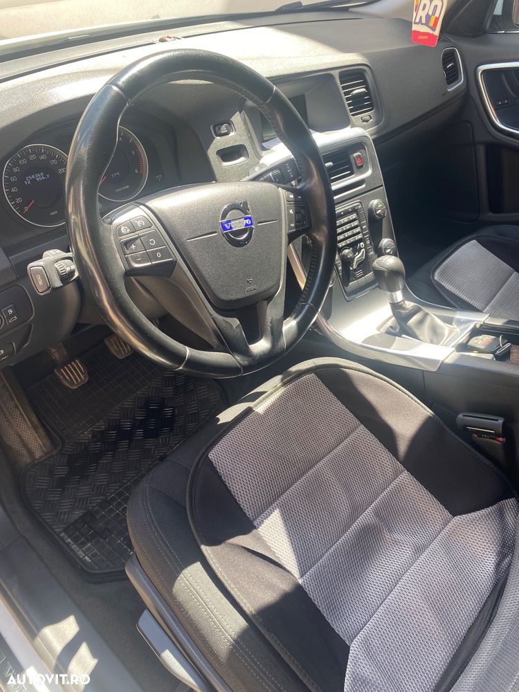 Volvo S60 D3 Start-Stop Basic - 2