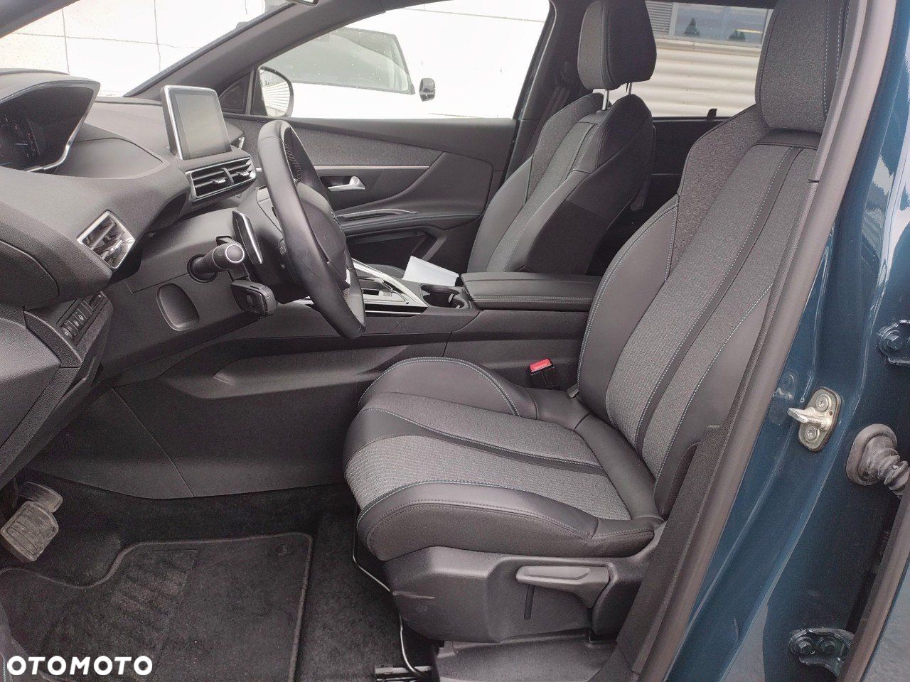 Peugeot 5008 1.5 BlueHDi Allure Pack S&S EAT8 - 9