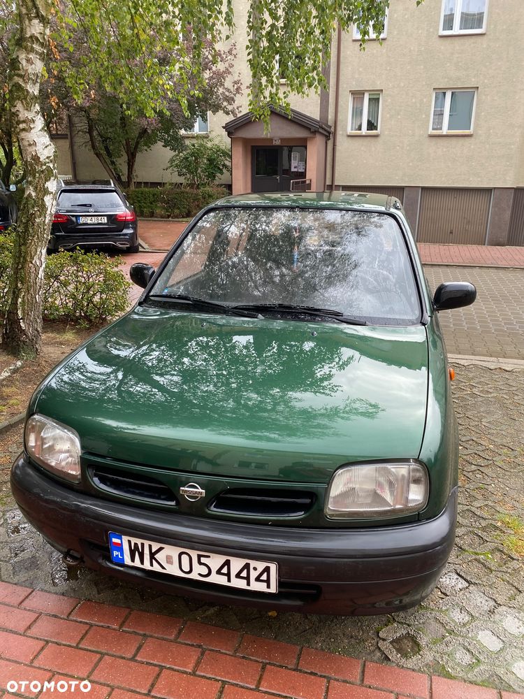 Nissan Micra - 2