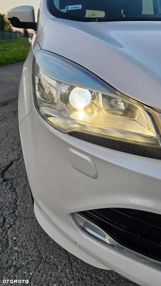 Ford Kuga - 15