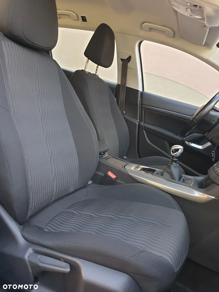Peugeot 308 2.0 HDi Allure - 31