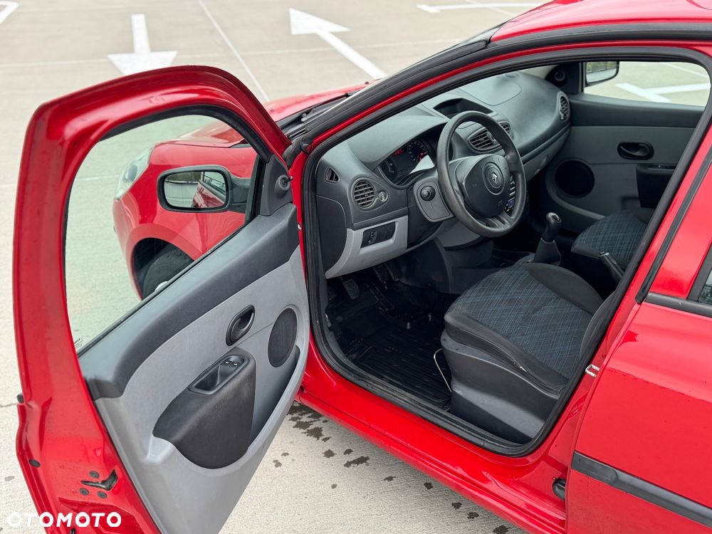 Renault Clio 1.2 16V 75 Collection - 8
