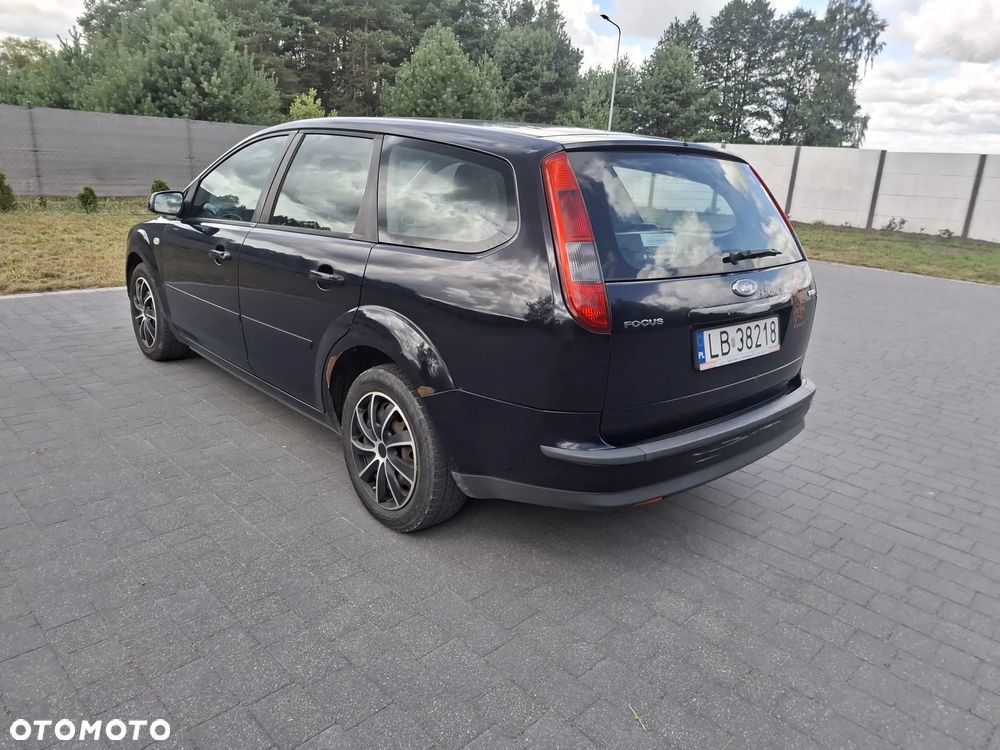 Ford Focus 1.8 TDCi Ambiente - 5