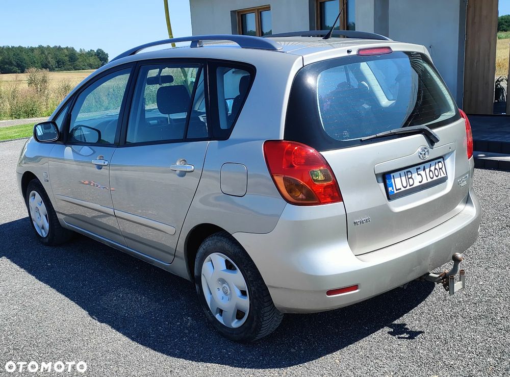 Toyota Corolla Verso 1.6 Terra - 10