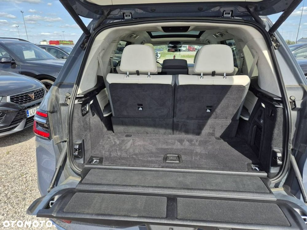 BMW X7 - 23