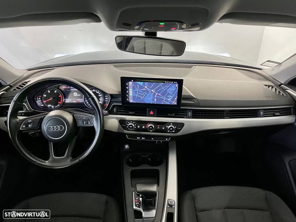 Audi A4 Avant 30 TDI S tronic - 4