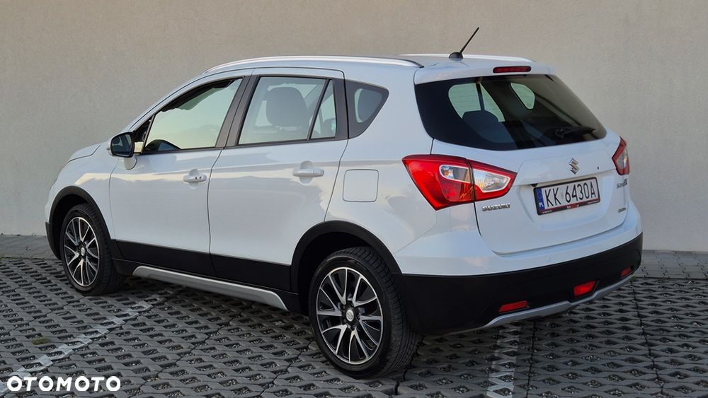Suzuki SX4 S-Cross 1.6 DDiS 4x4 Comfort+ - 3