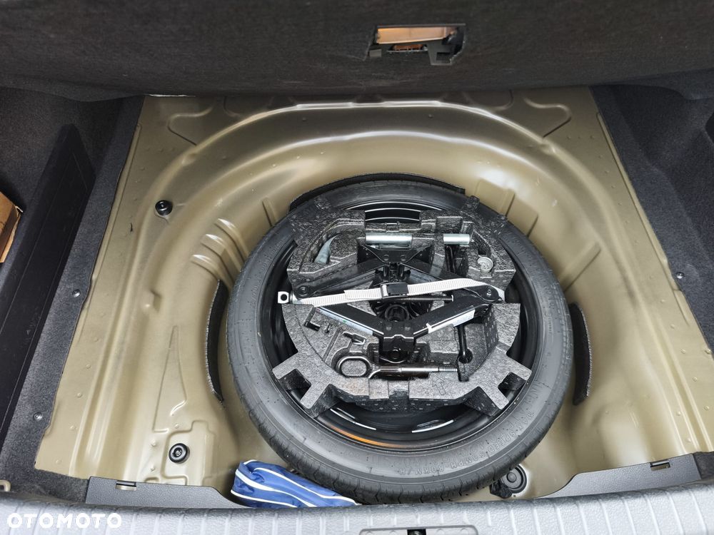 Volkswagen Passat 2.0 TSI Elegance DSG - 25