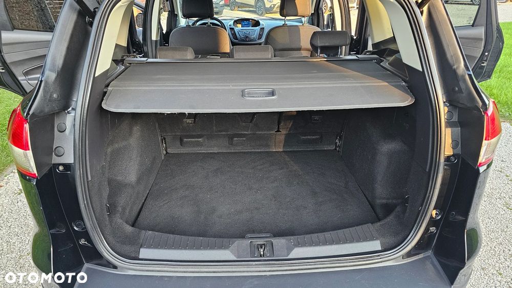 Ford Kuga 1.6 EcoBoost 2x4 Trend - 30