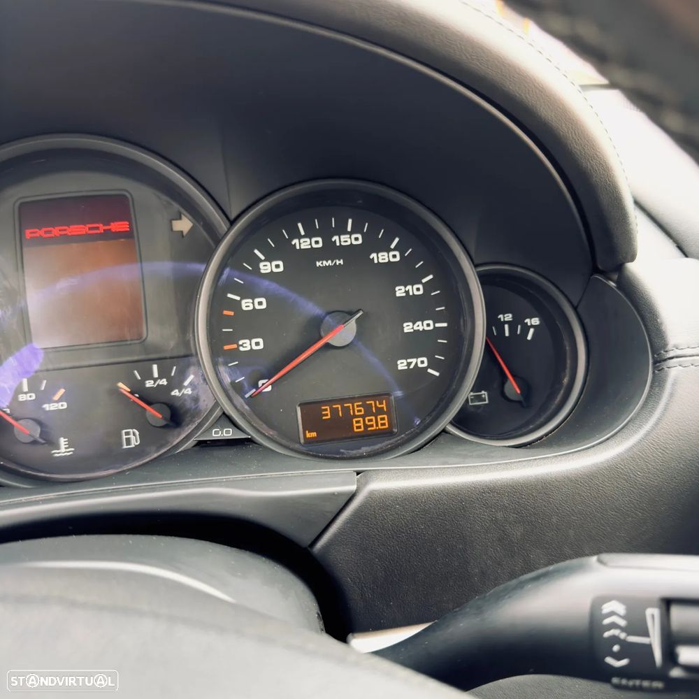 Porsche Cayenne Tiptronic - 10
