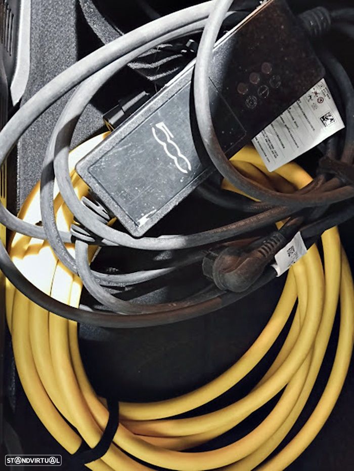 Fiat 500e 23,8kWh Red - 57