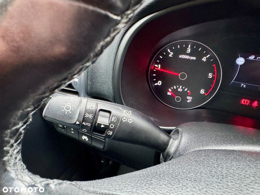 Kia Sportage 1.7 CRDI Business Line L 2WD - 28