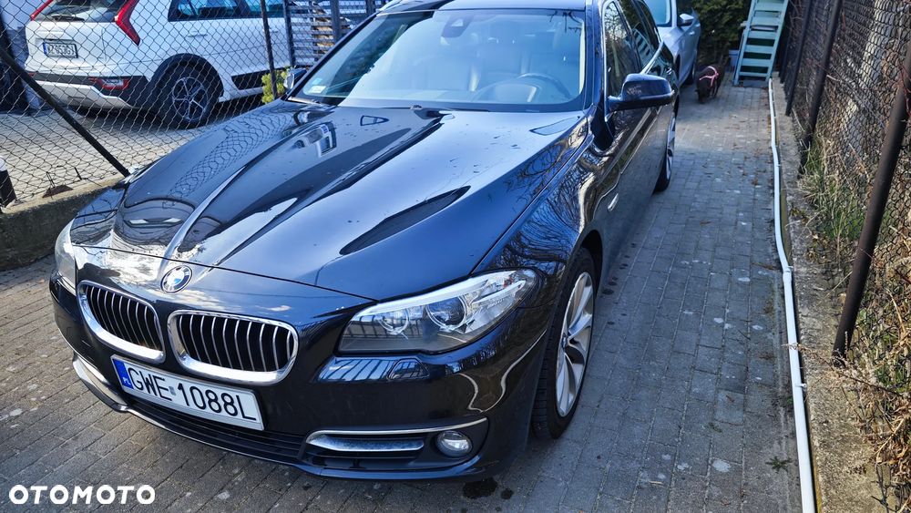 BMW Seria 5 520d xDrive Luxury Line - 1