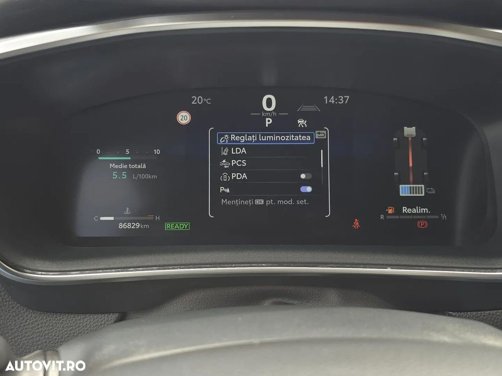 Toyota Corolla - 12