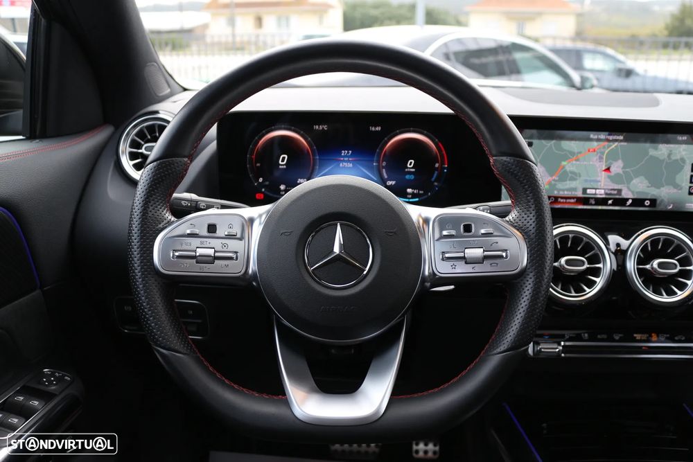 Mercedes-Benz GLA 250 e AMG Line - 17