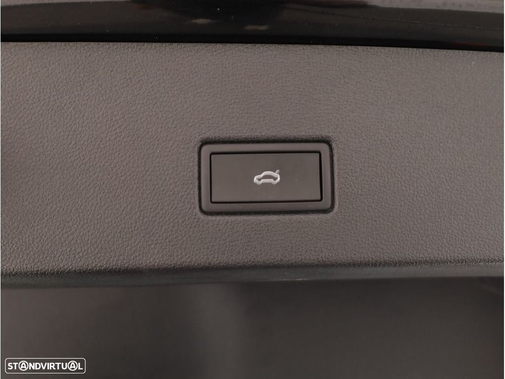 VW T-Roc 2.0 TDI R-Line DSG - 17