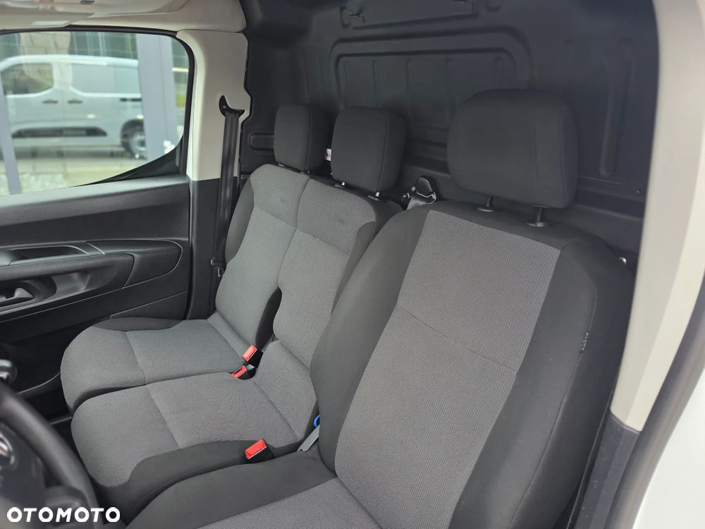 Toyota Proace City 2.0t 1.5 D-4d 100KM  3 OSOBOWA Furgon Blaszak BEZWYPADKOWA z Polskiego Salonu I Pierwszy i Jedyny Właściciel I Pełna Faktura Vat 23% - 7