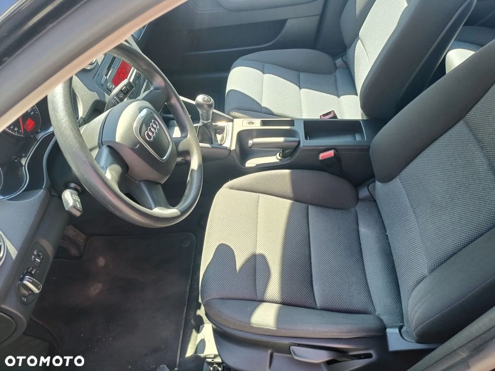 Audi A3 Sportback 1.4 TFSI Ambiente - 6