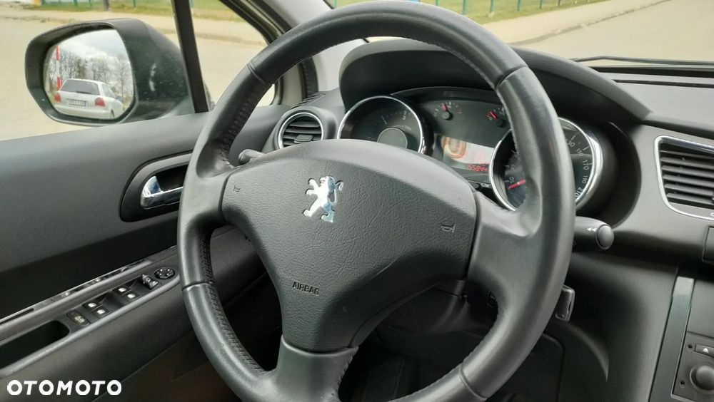 Peugeot 3008 1.6 HDi Active - 11