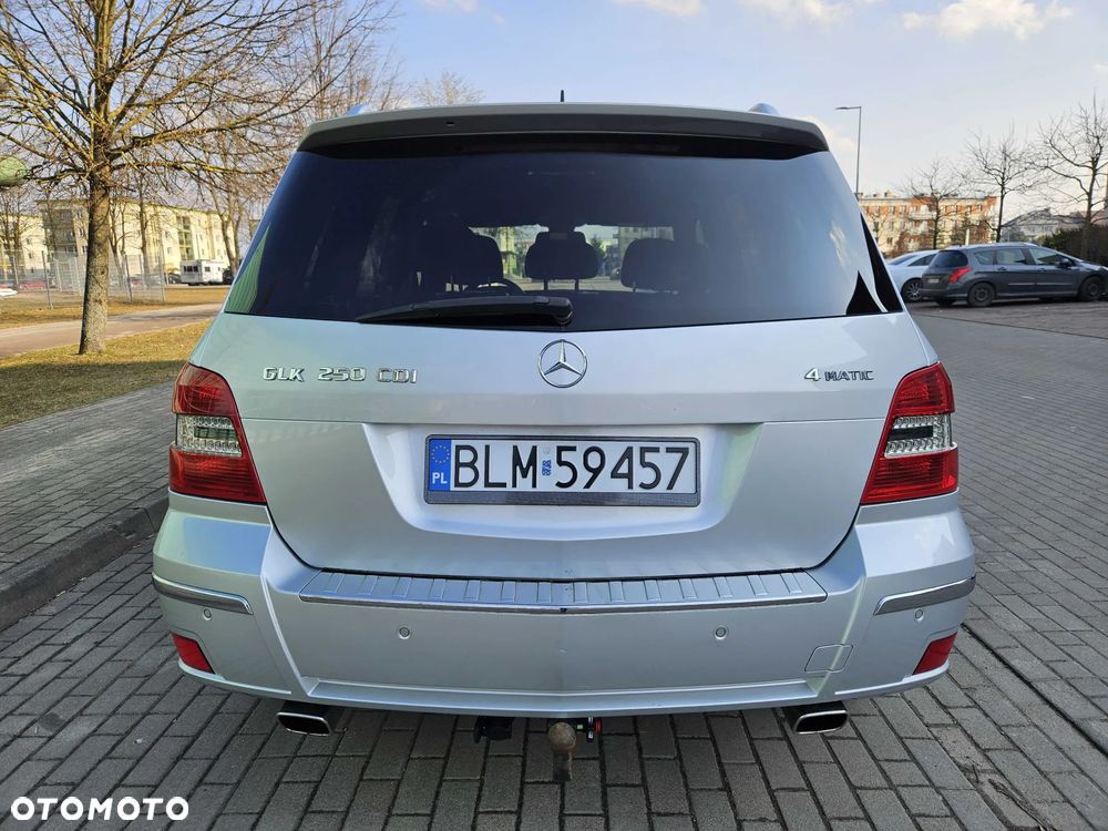 Mercedes-Benz GLK 220 CDI BlueEff 4-Matic - 4