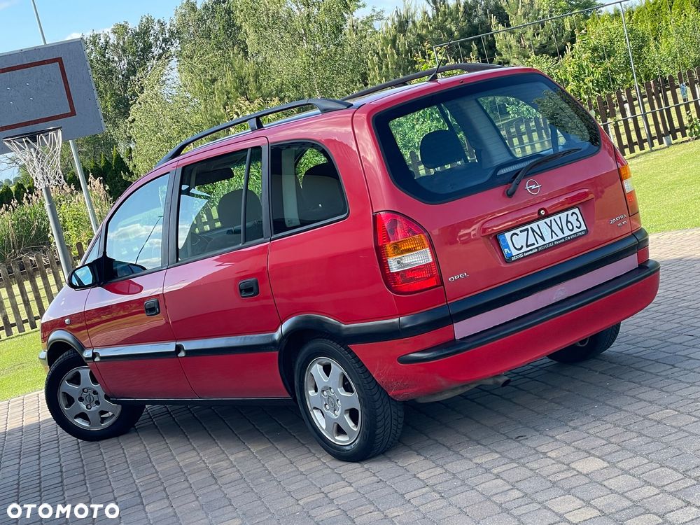 Opel Zafira 1.6 16V Elegance - 4