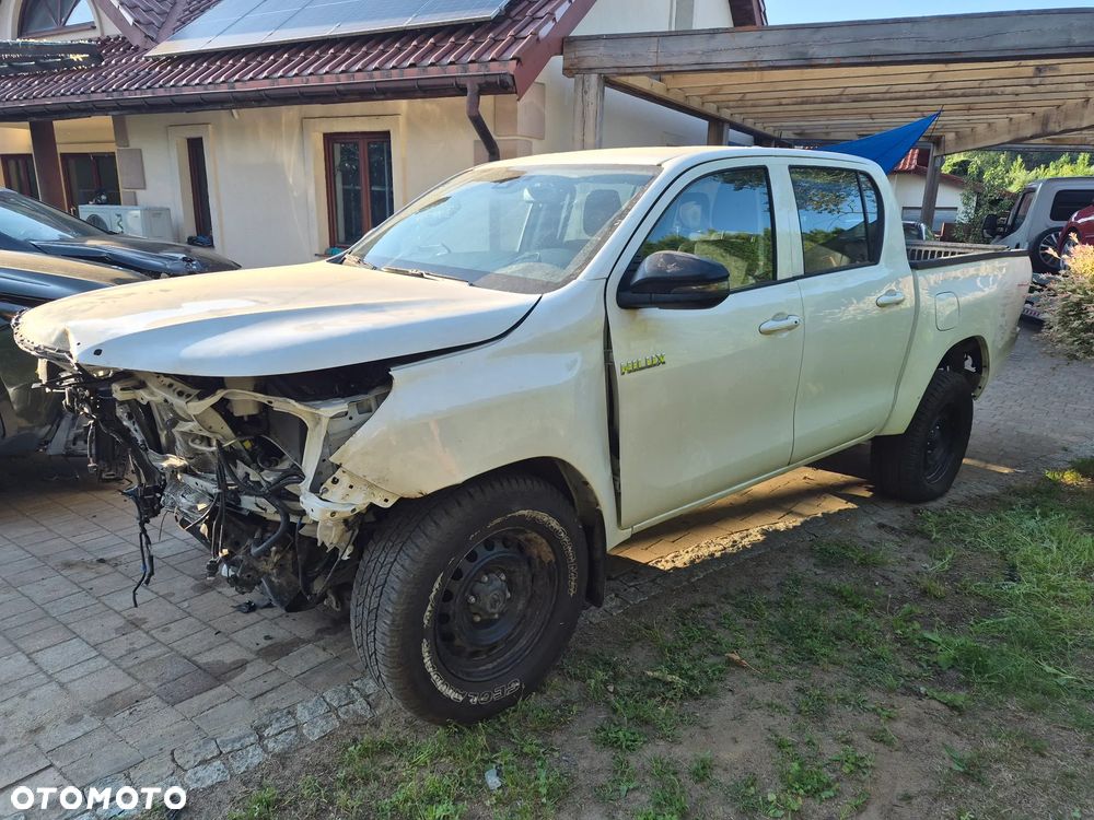 Toyota Hilux 2.8 D-4D Double Cab SR5 4x4 - 2