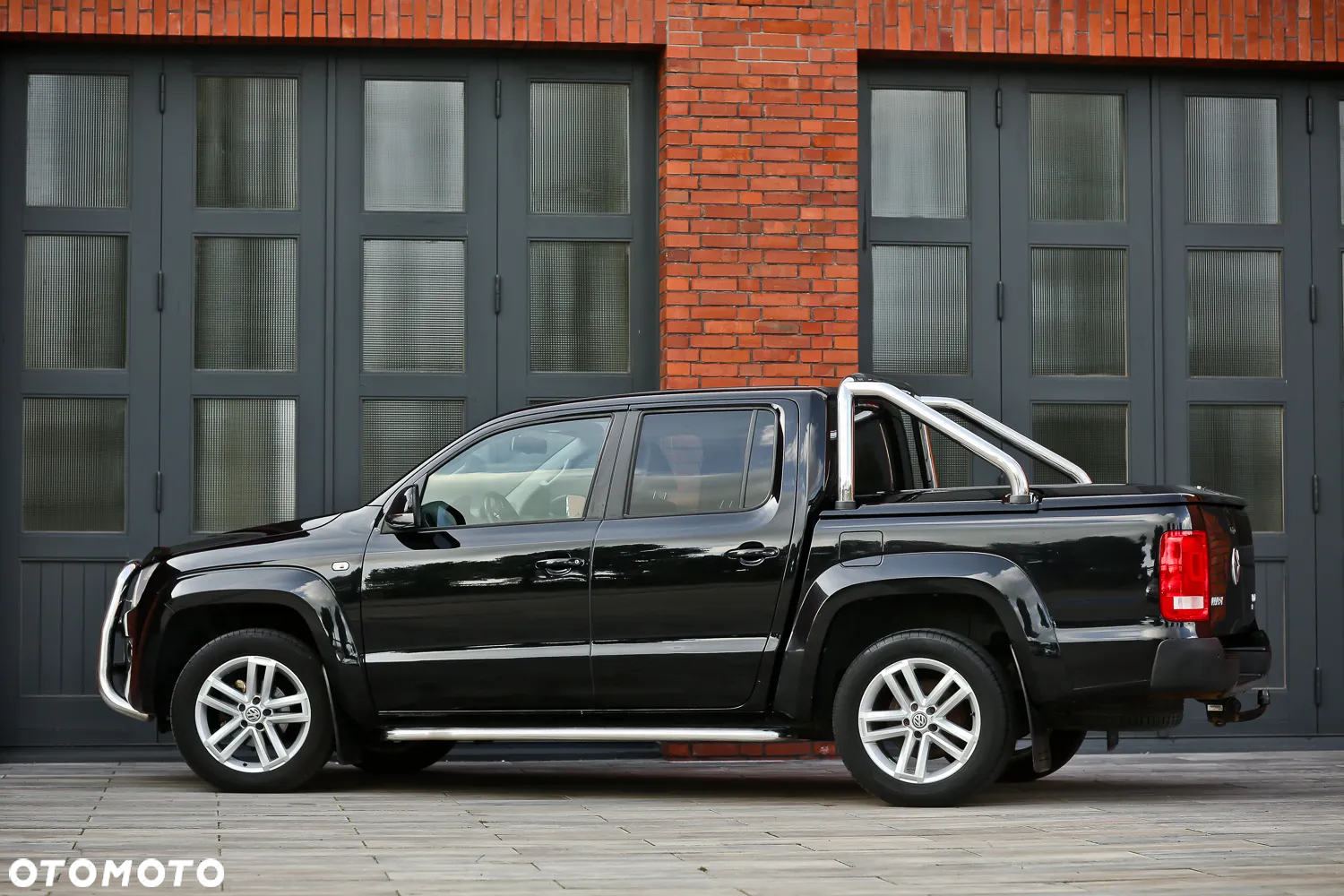 Volkswagen Amarok 2.0 BiTDI 4MOTION Autm Highline - 11