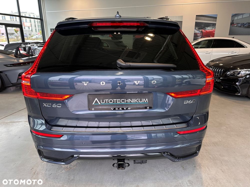 Volvo XC 60 B6 B AWD Ultimate Dark - 15