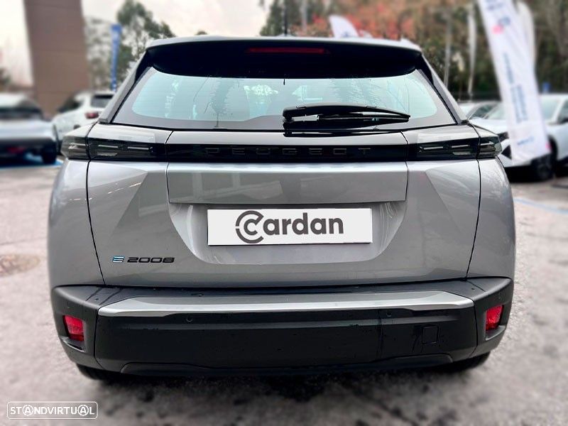 Peugeot e-2008 54 kWh Style - 8