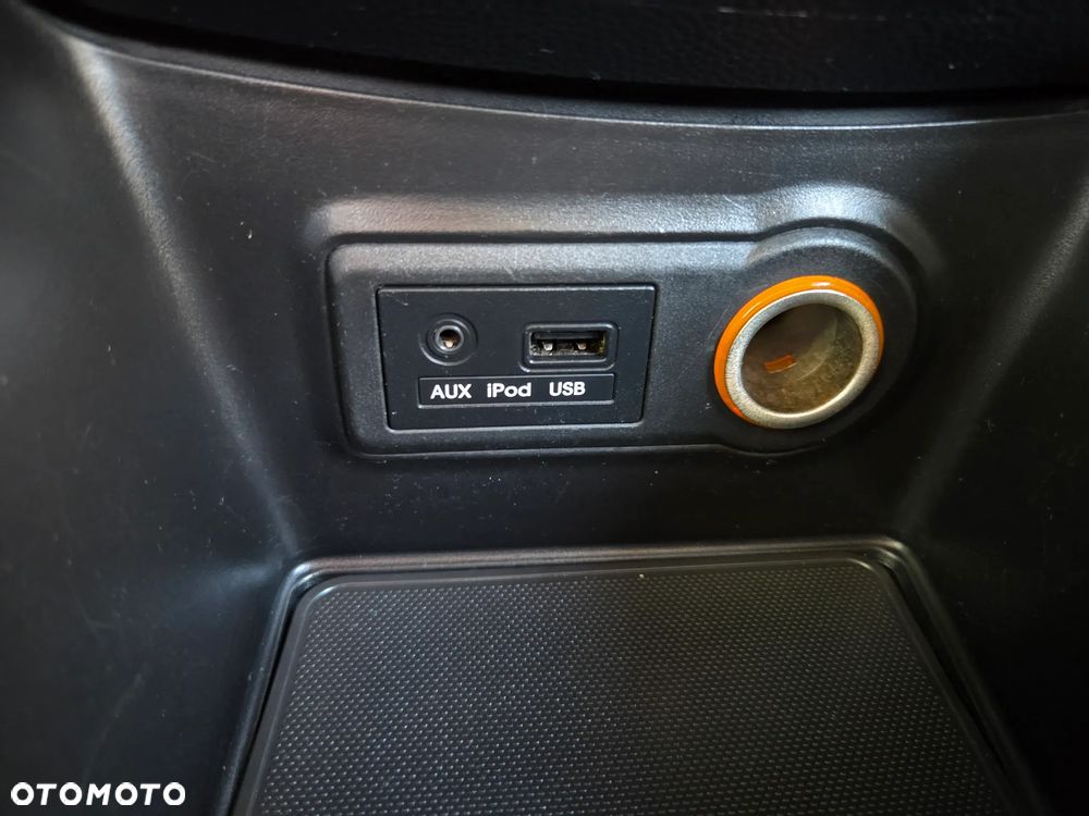 Kia Venga 1.4 CRDi 90 Vision - 17