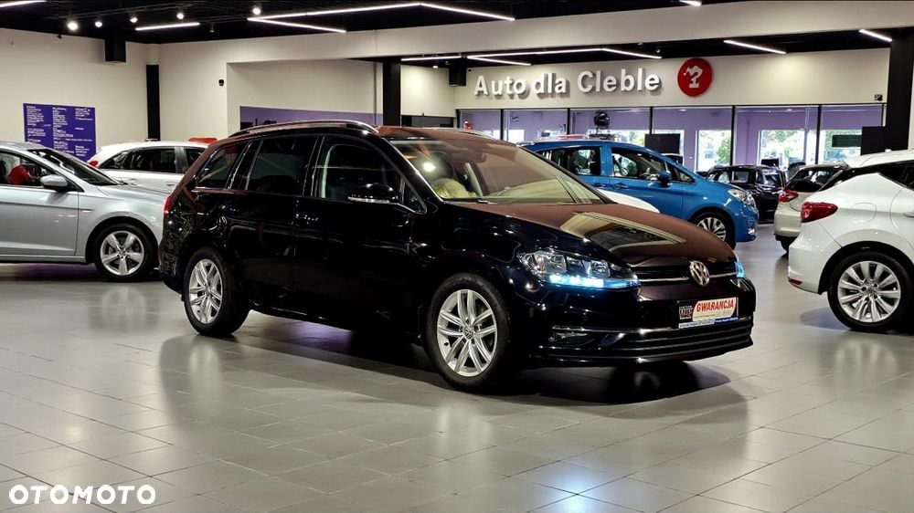 Volkswagen Golf - 26